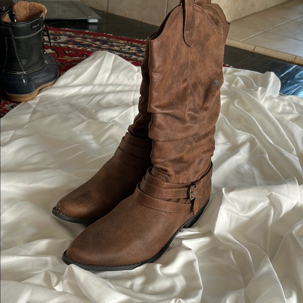 Brown Suede Ankle Boots with Stacked Heel